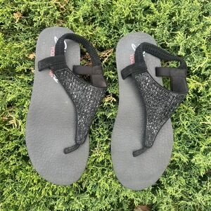 Skechers Women's Meditation Rock Crown Yoga Foam Sandals Size 9 Black
